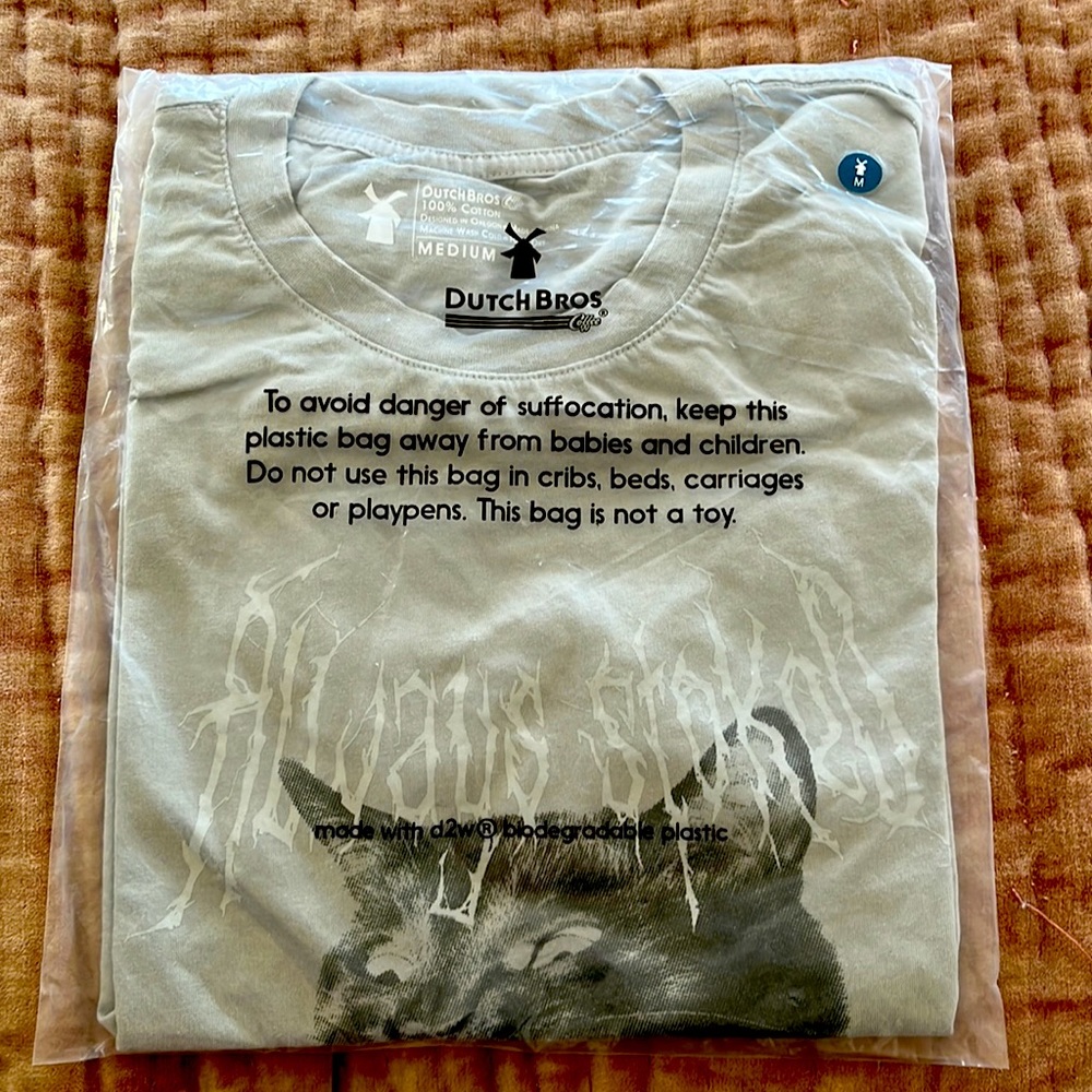 *BRAND NEW* DUTCH BROS T-SHIRT